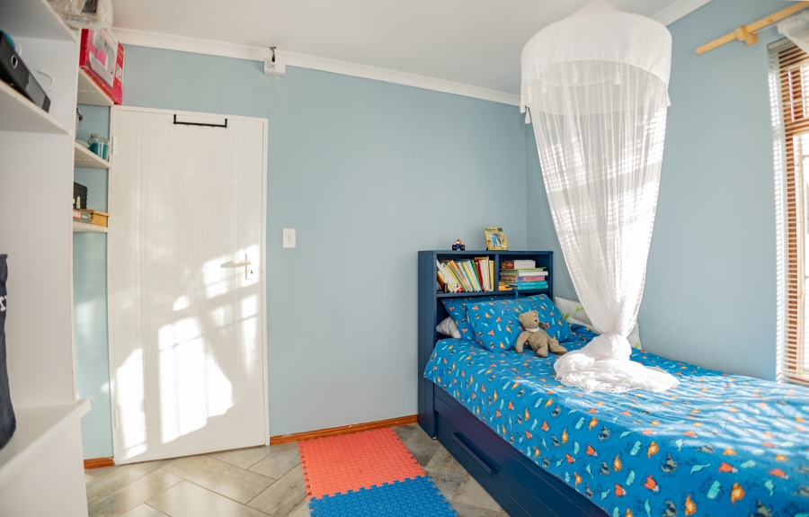3 Bedroom Property for Sale in Oakdale Western Cape